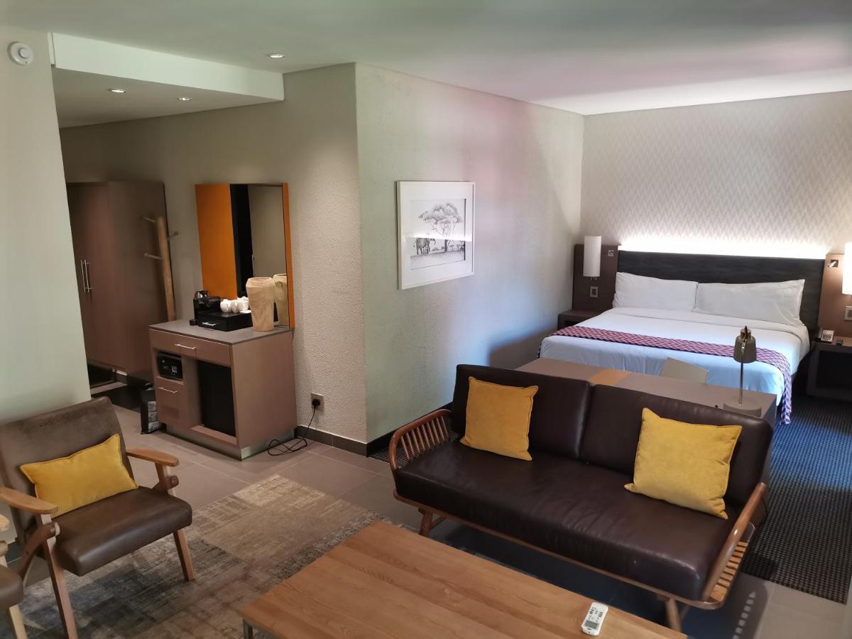فندق Garden Court بولوكوان المظهر الخارجي الصورة