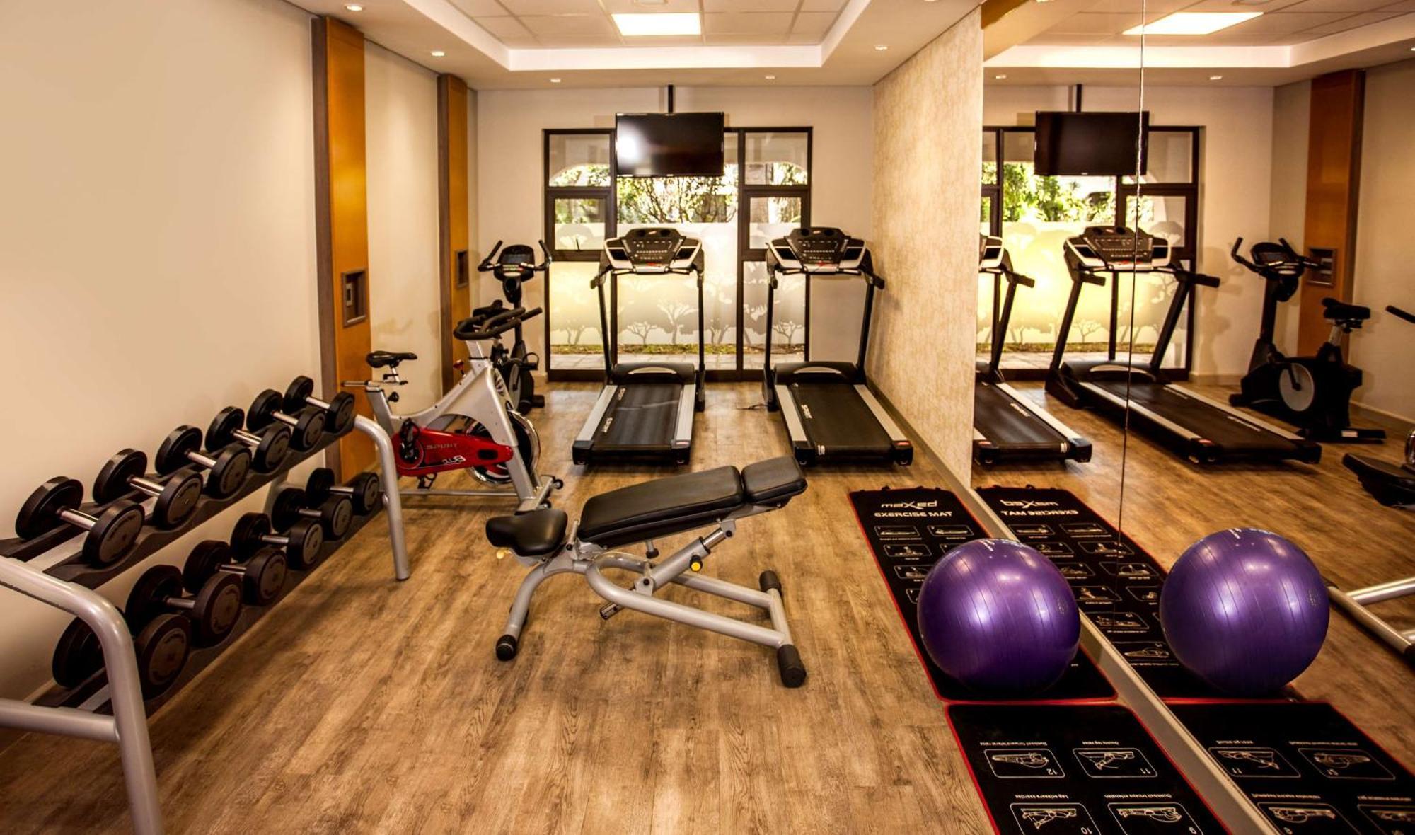 فندق Garden Court بولوكوان المظهر الخارجي الصورة